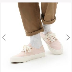 VANS METALLIC STITCH SILVER PEONY/MARSHMALLOW SIZE 10 WOMEN